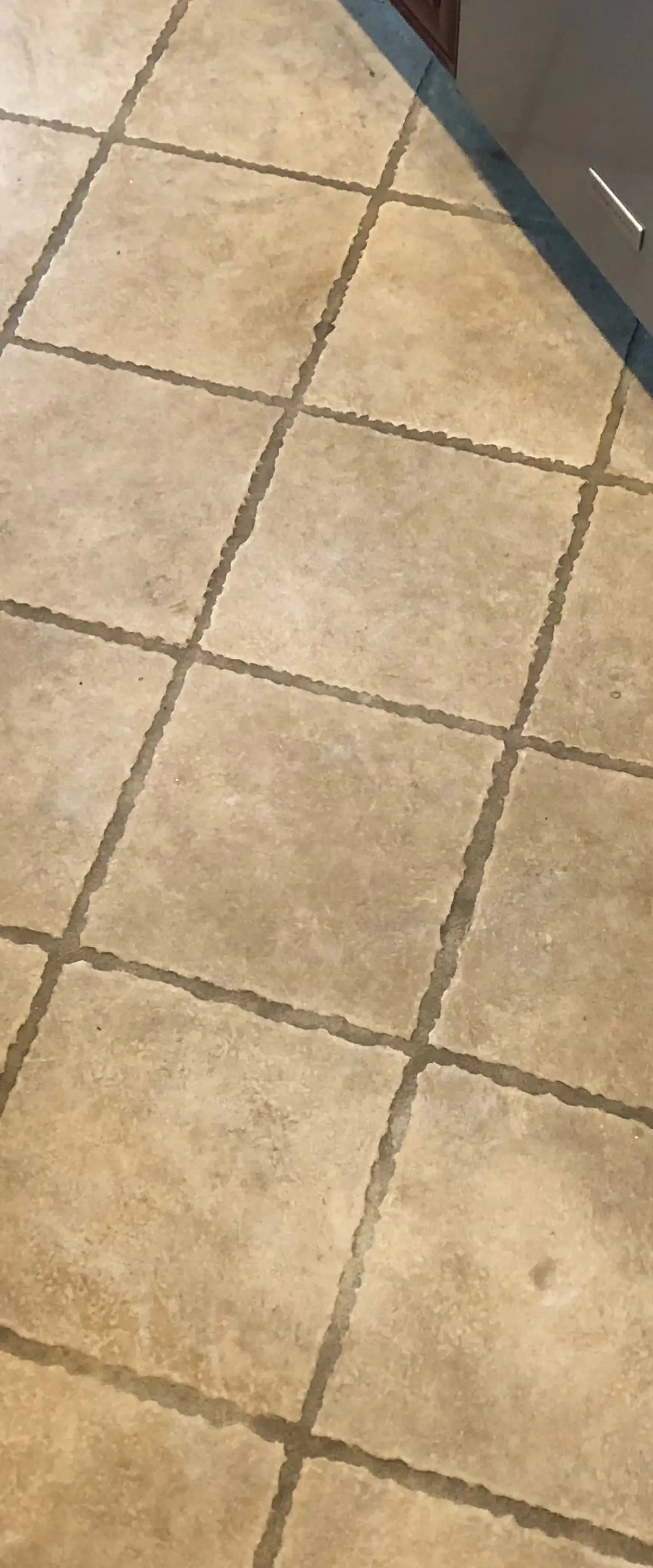 Kitchen tile and grout — before